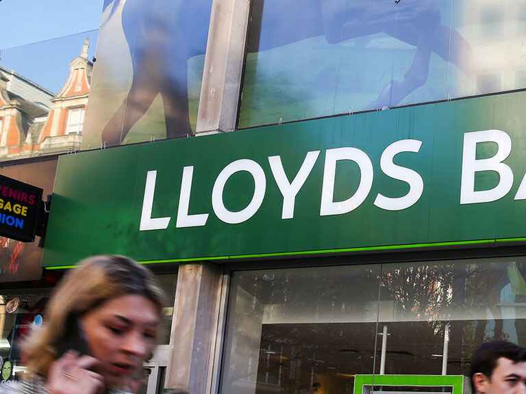 Lloyds share price on the up ahead of full-year results